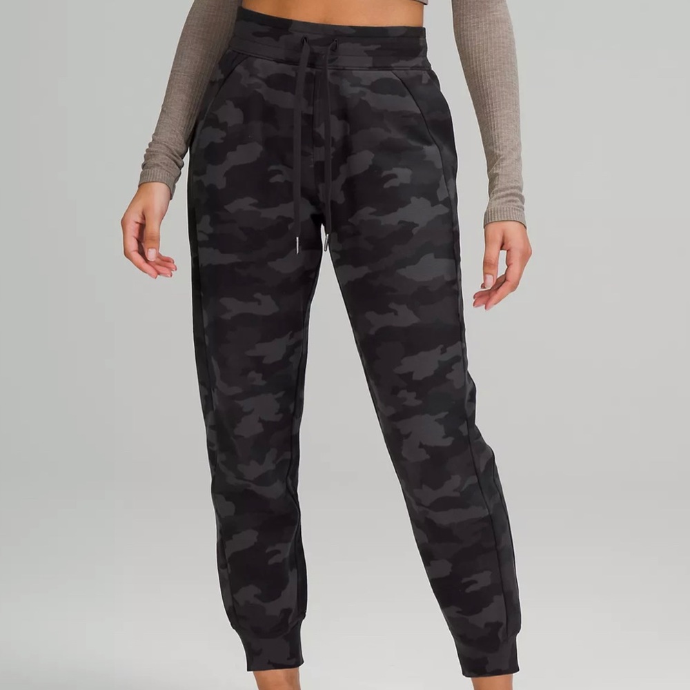 Lulu Camo Jogger